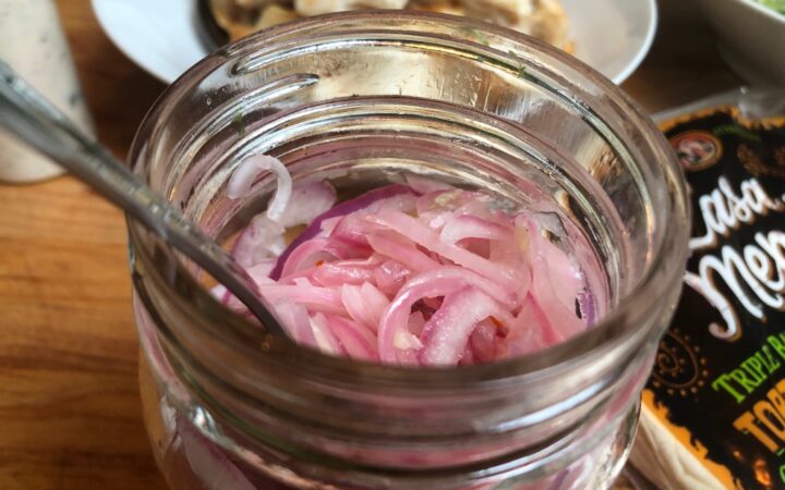 Quick Pickled Onions
